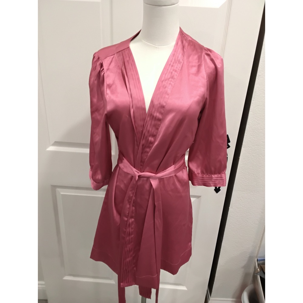 Victorias Secret Satin Robe Pink Pleated Kimono Sleeve Tie Waist Womens Small